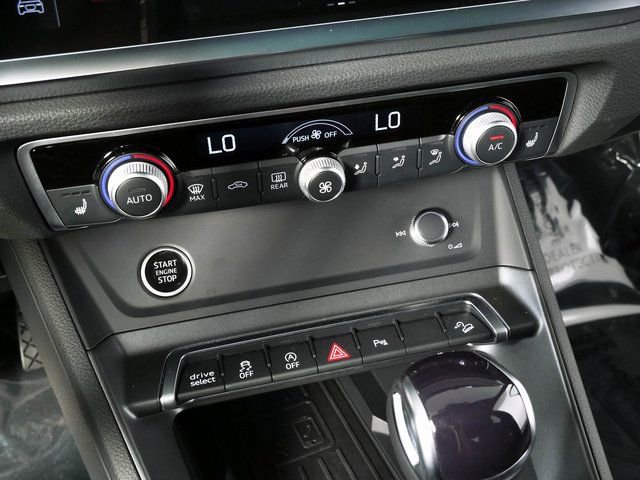 Used 2025 Audi Q3 2.0T Premium w/ Convenience Package AWD/4WD image 15