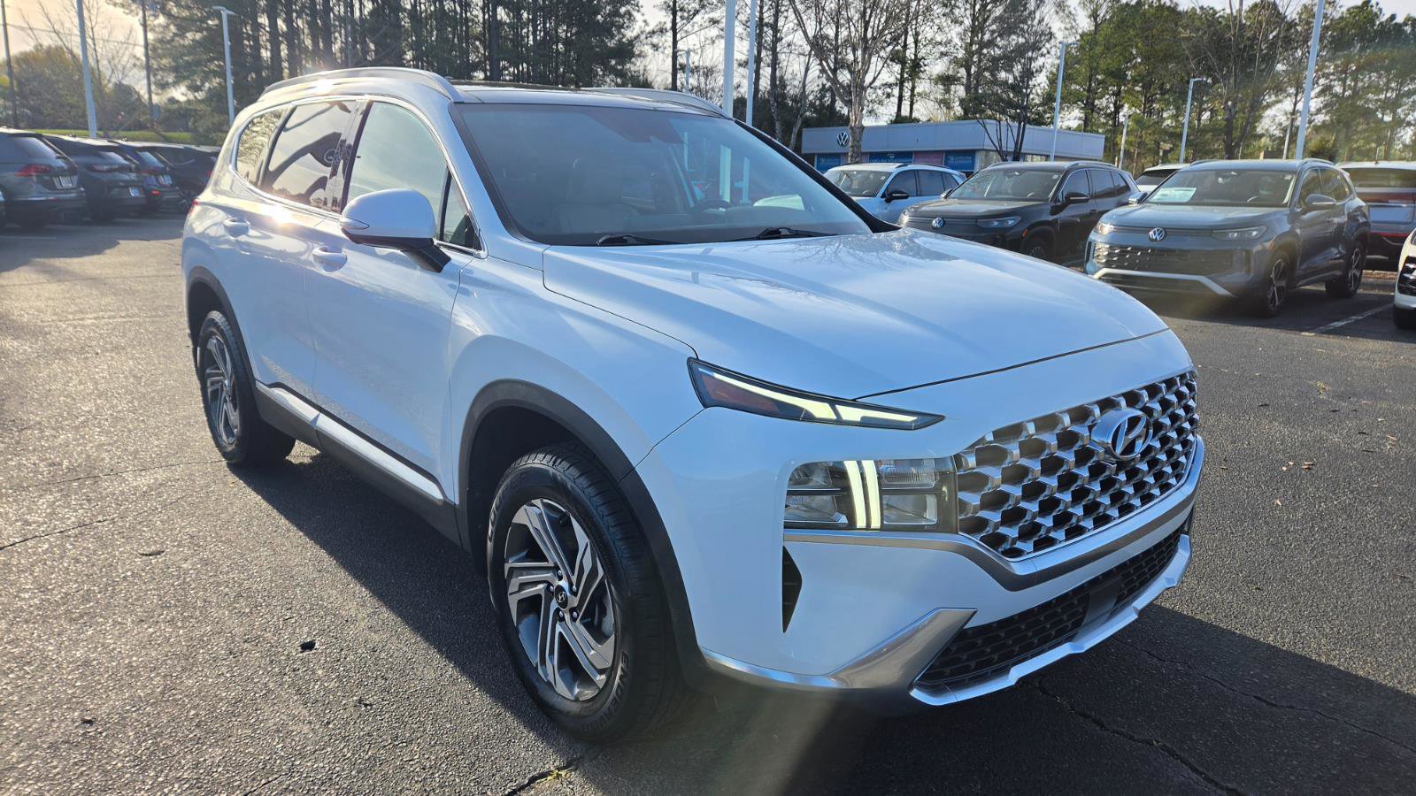 Used 2023 Hyundai Santa Fe SEL w/ Premium Package image 7