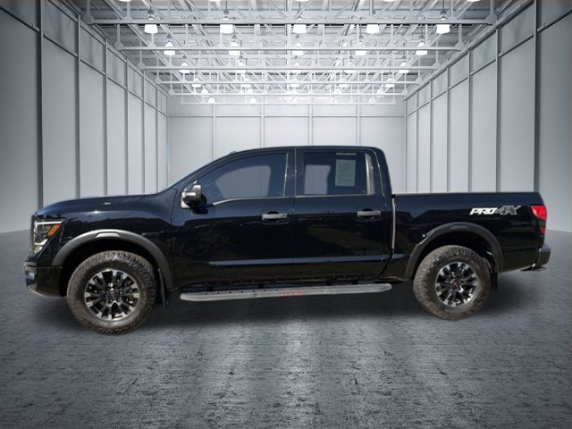 Used 2021 Nissan Titan PRO-4X w/ Pro-4x Convenience Package AWD/4WD image 6