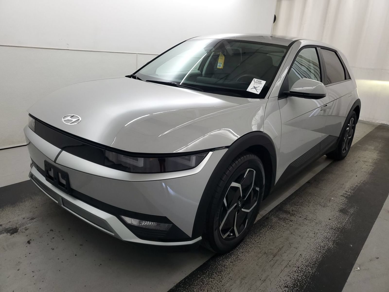 Used 2024 Hyundai Ioniq 5 SEL RWD image 1