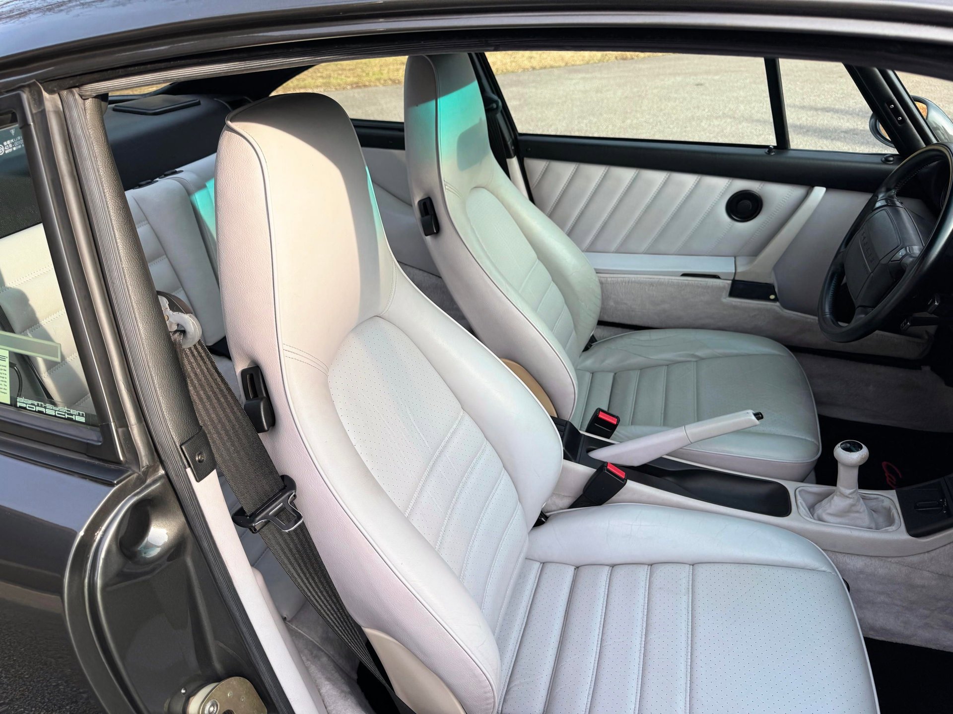 Used 1992 Porsche 911 GT3 RS image 40