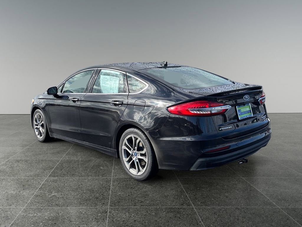 Used 2020 Ford Fusion Titanium image 5