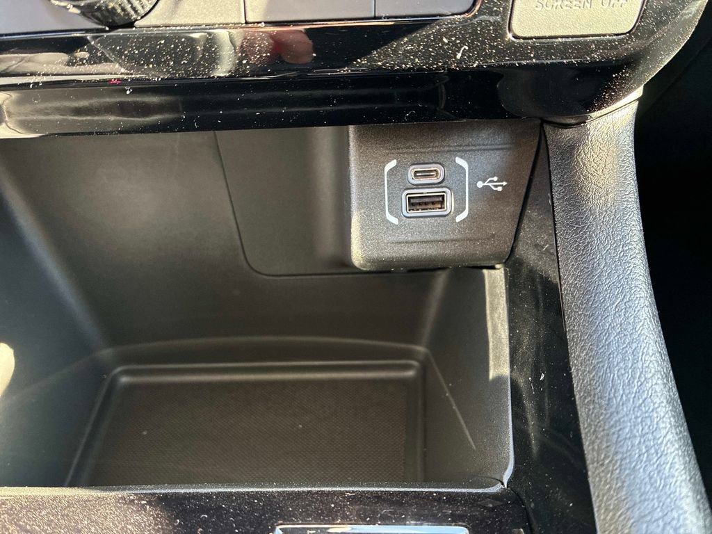 New 2026 Jeep Compass Limited image 12