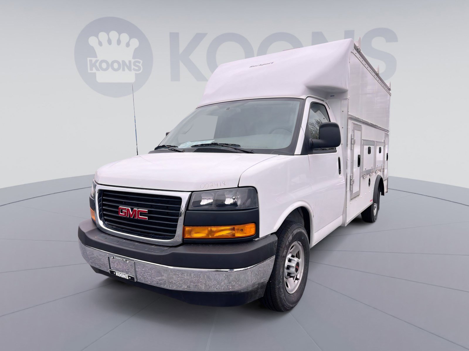 New 2025 GMC Savana 3500 w/ Power Convenience Package