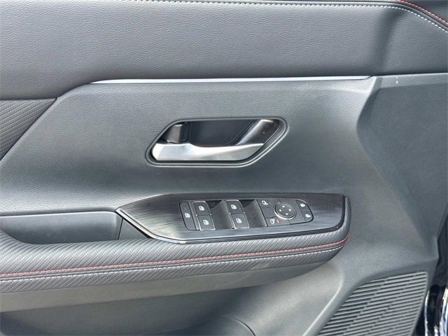 New 2025 Nissan Kicks SR w/ SR Premium Package image 22