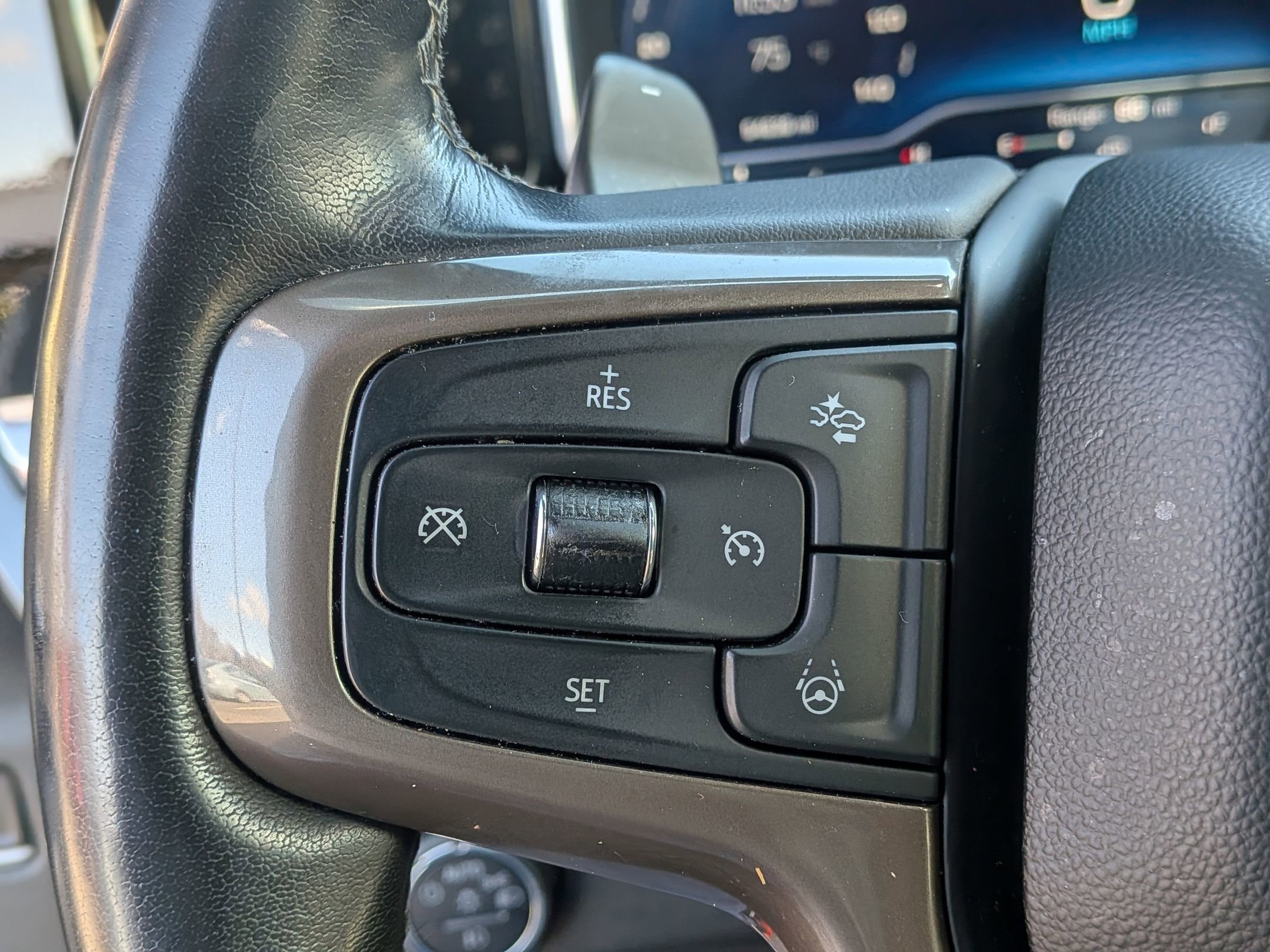 Certified 2023 Chevrolet Silverado 1500 High Country AWD/4WD image 21