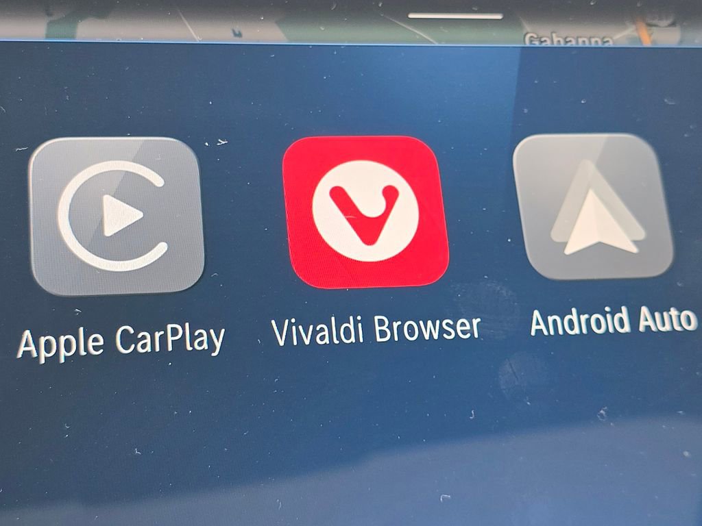 Certified 2026 Mercedes-Benz GLC 300 4MATIC image 5