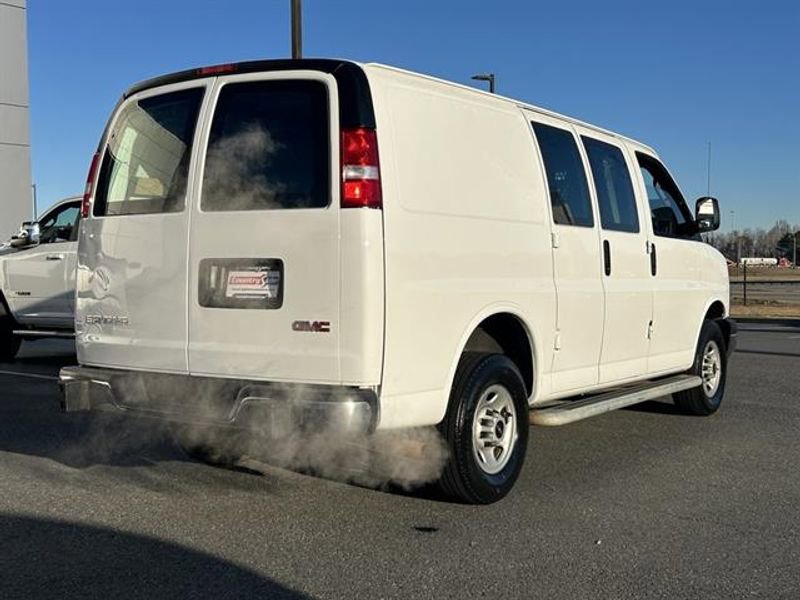 Used 2024 GMC Savana 2500 w/ Driver Convenience Package image 5