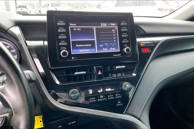 Used 2021 Toyota Camry SE FWD image 32