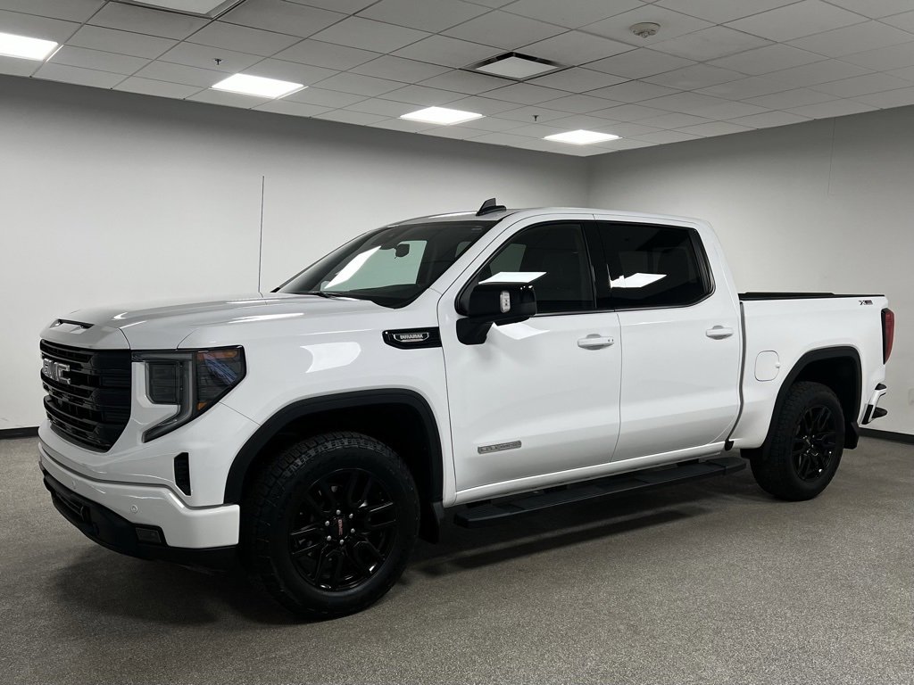 Used 2025 GMC Sierra 1500 Elevation w/ Elevation Premium Package image 6