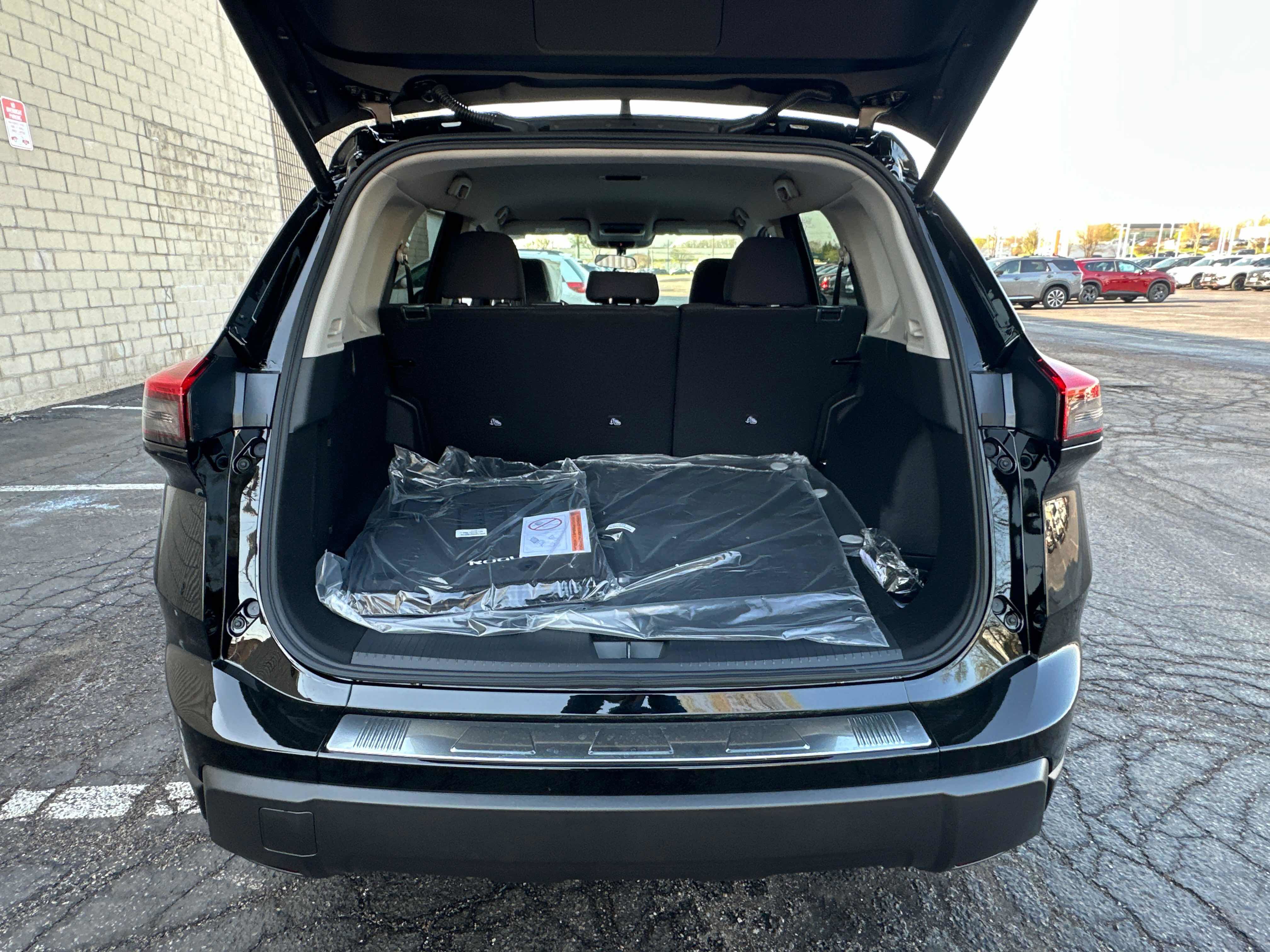 New 2026 Nissan Rogue SV w/ Cold Weather Package AWD/4WD image 12