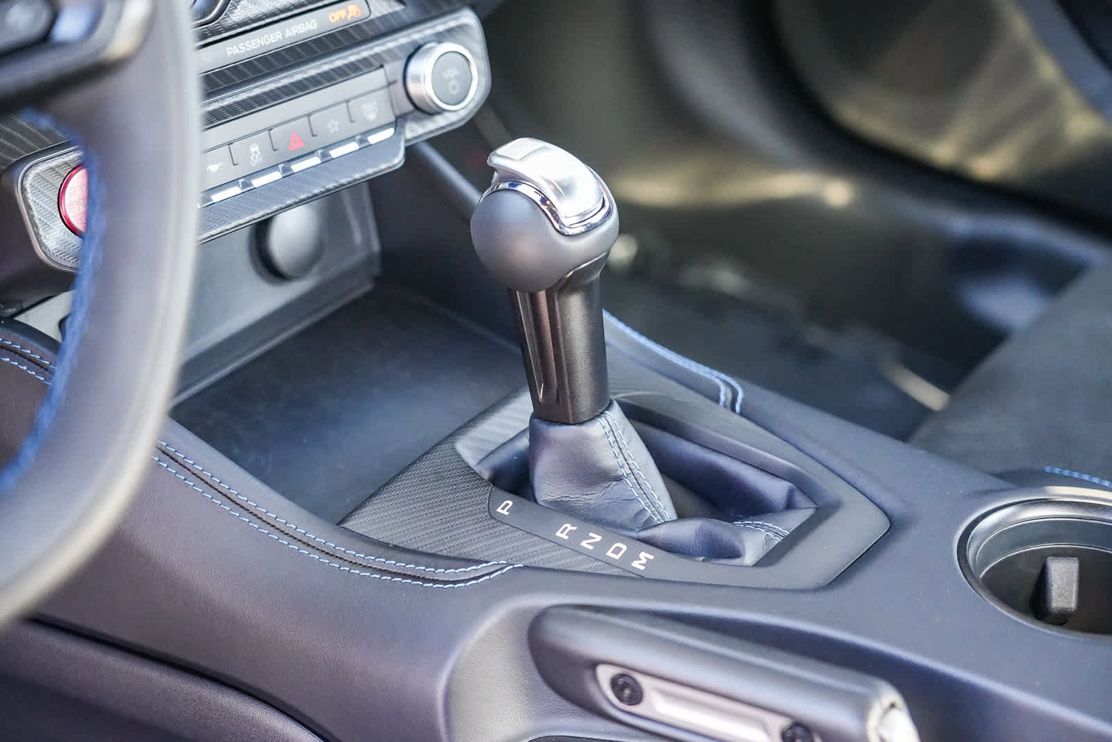 Used 2025 Ford Mustang Dark Horse image 19