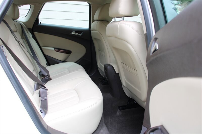 Used 2014 Buick Verano Leather FWD image 6