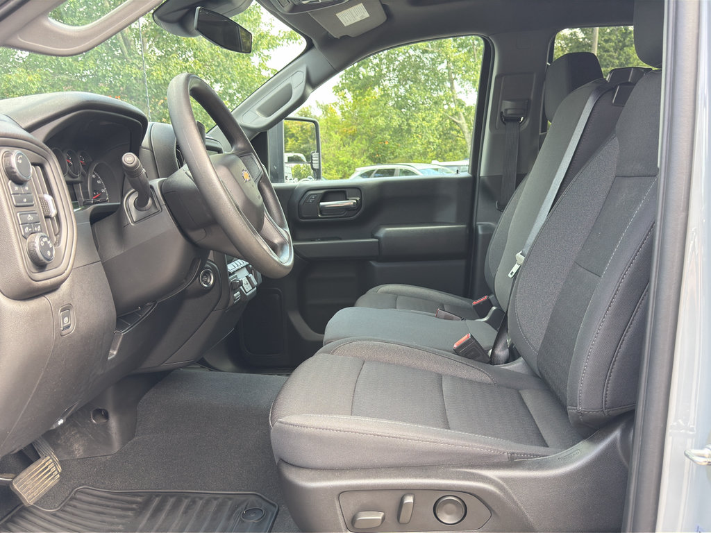 Used 2025 Chevrolet Silverado 2500 Custom w/ Custom Convenience Package AWD/4WD image 21