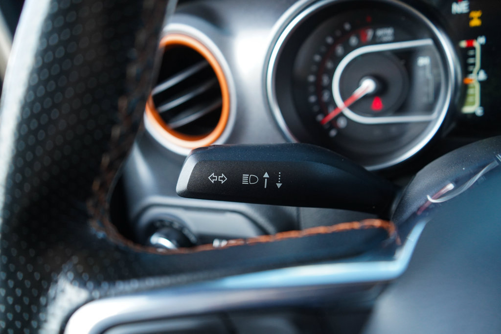Used 2022 Jeep Gladiator Mojave w/ Cold Weather Group AWD/4WD image 37