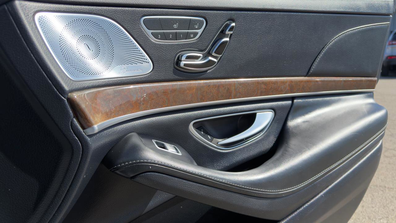 Used 2015 Mercedes-Benz S 550 4dr Sdn S 550 4MATIC image 58