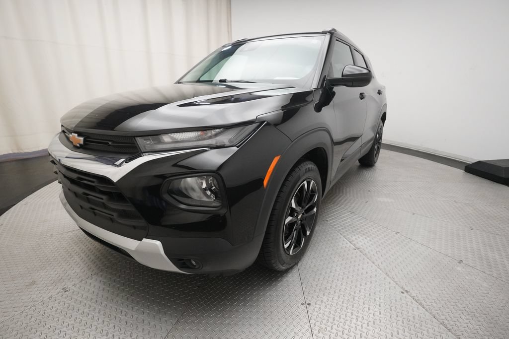 Used 2023 Chevrolet TrailBlazer LT FWD image 12