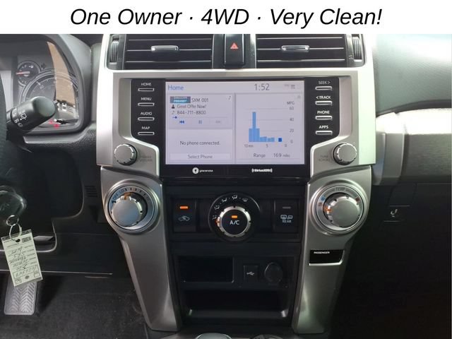 Used 2020 Toyota 4Runner SR5 AWD/4WD image 18
