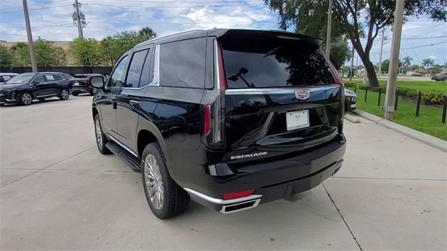 Certified 2021 Cadillac Escalade Premium Luxury image 11