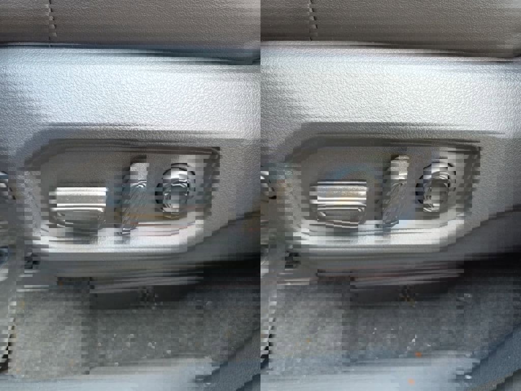 Used 2026 Toyota Sequoia Platinum image 16