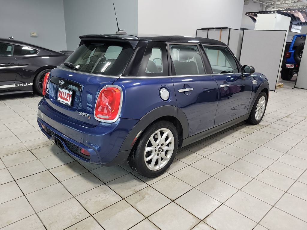Used 2015 MINI Cooper S image 7