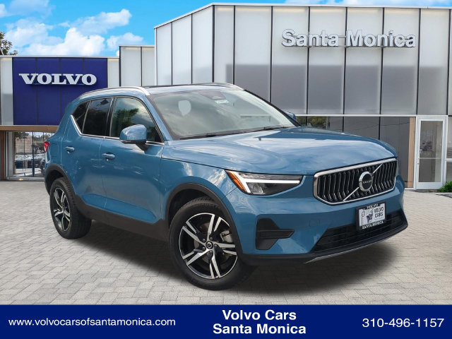 Certified 2024 Volvo XC40 B5 Core