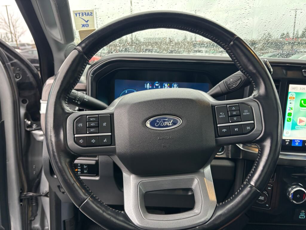 Used 2024 Ford F350 Lariat image 16