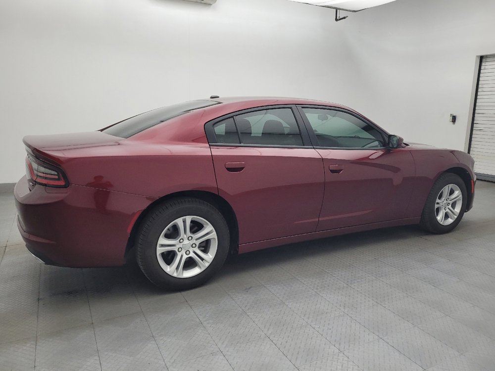 Used 2018 Dodge Charger SXT w/ Travel & Safety Group RWD image 10