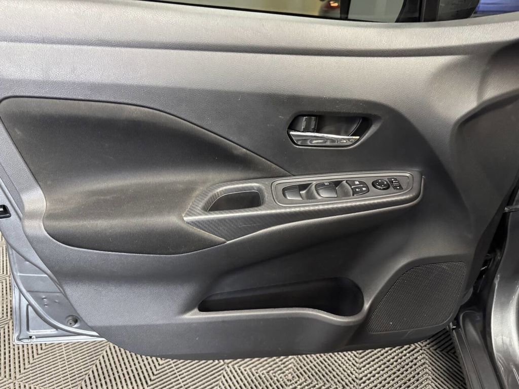 Used 2021 Nissan Versa SV image 35