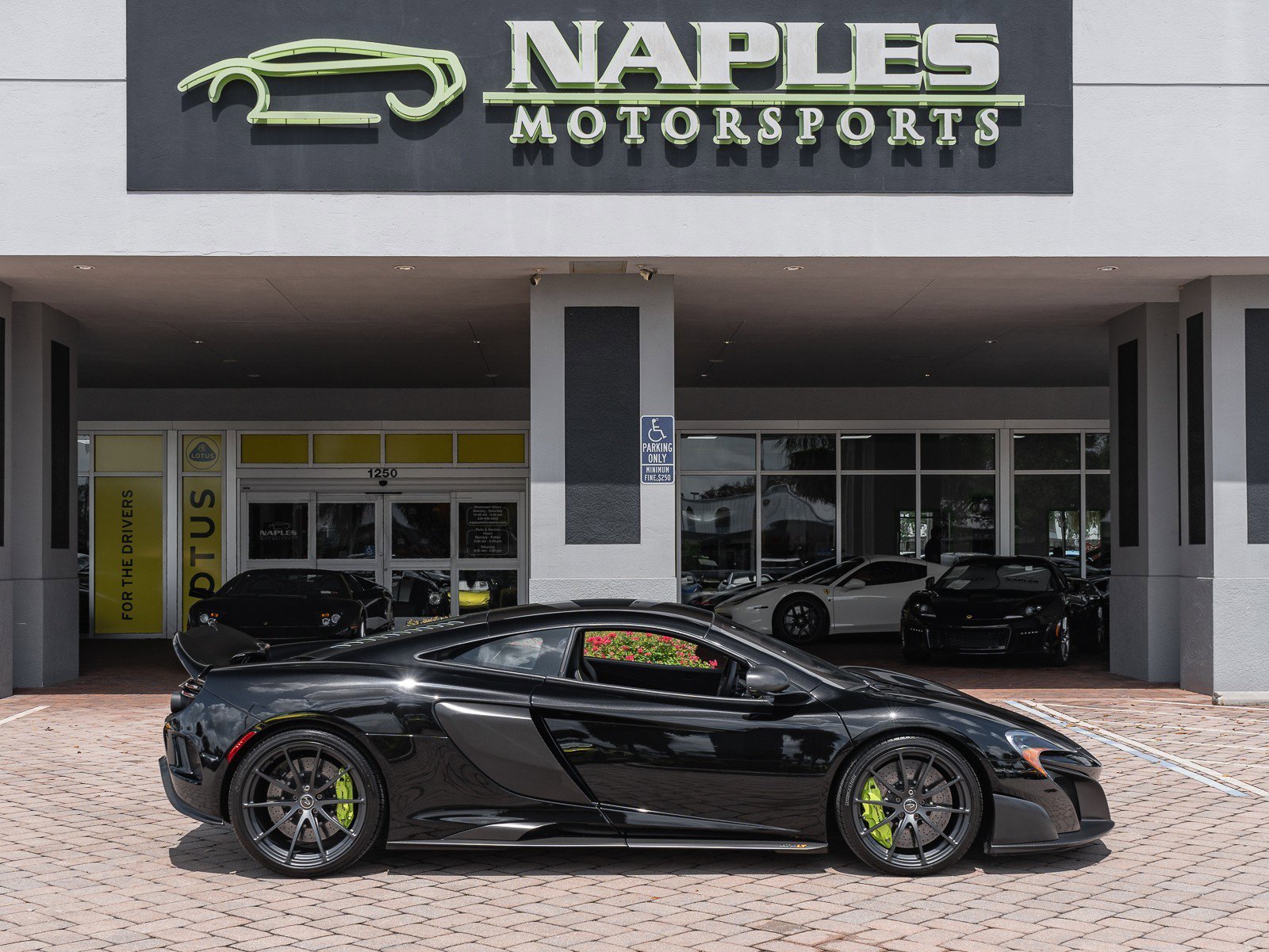 Used 2016 McLaren 675LT Coupe image 33