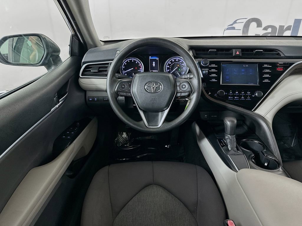 Used 2018 Toyota Camry L image 24