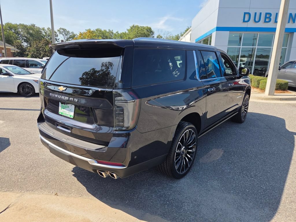 New 2026 Chevrolet Suburban High Country AWD/4WD image 5