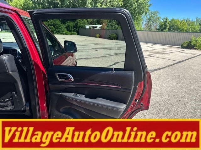 Used 2015 Jeep Grand Cherokee Overland w/ Advanced Technology Group AWD/4WD image 43
