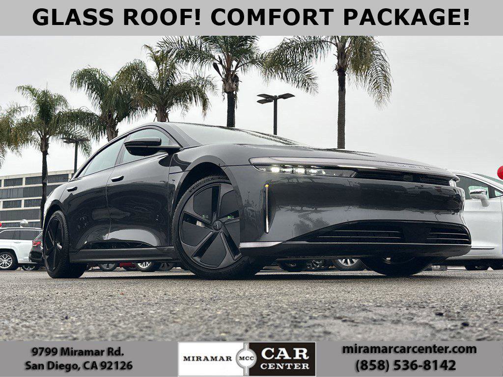 Used 2024 Lucid Air Touring image 1
