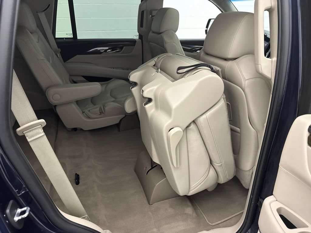 Used 2019 Cadillac Escalade Premium Luxury AWD/4WD image 62