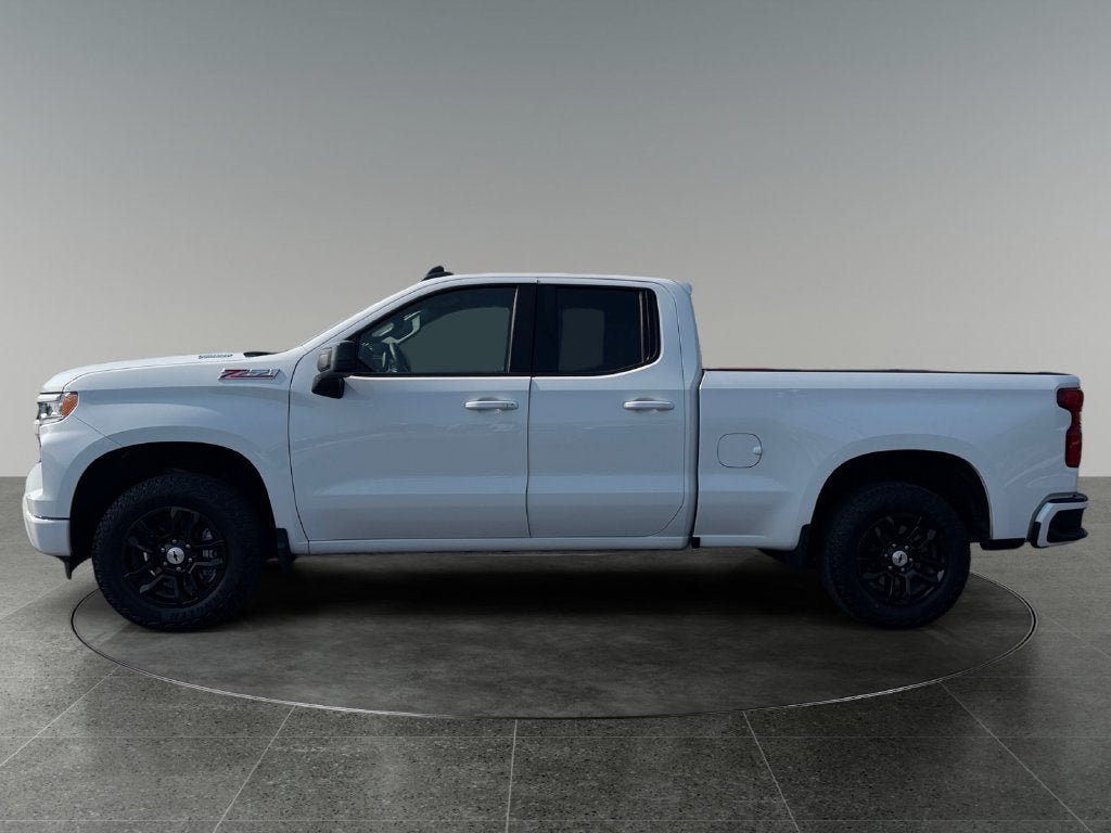 Used 2024 Chevrolet Silverado 1500 RST w/ Z71 Off-Road Package AWD/4WD image 6