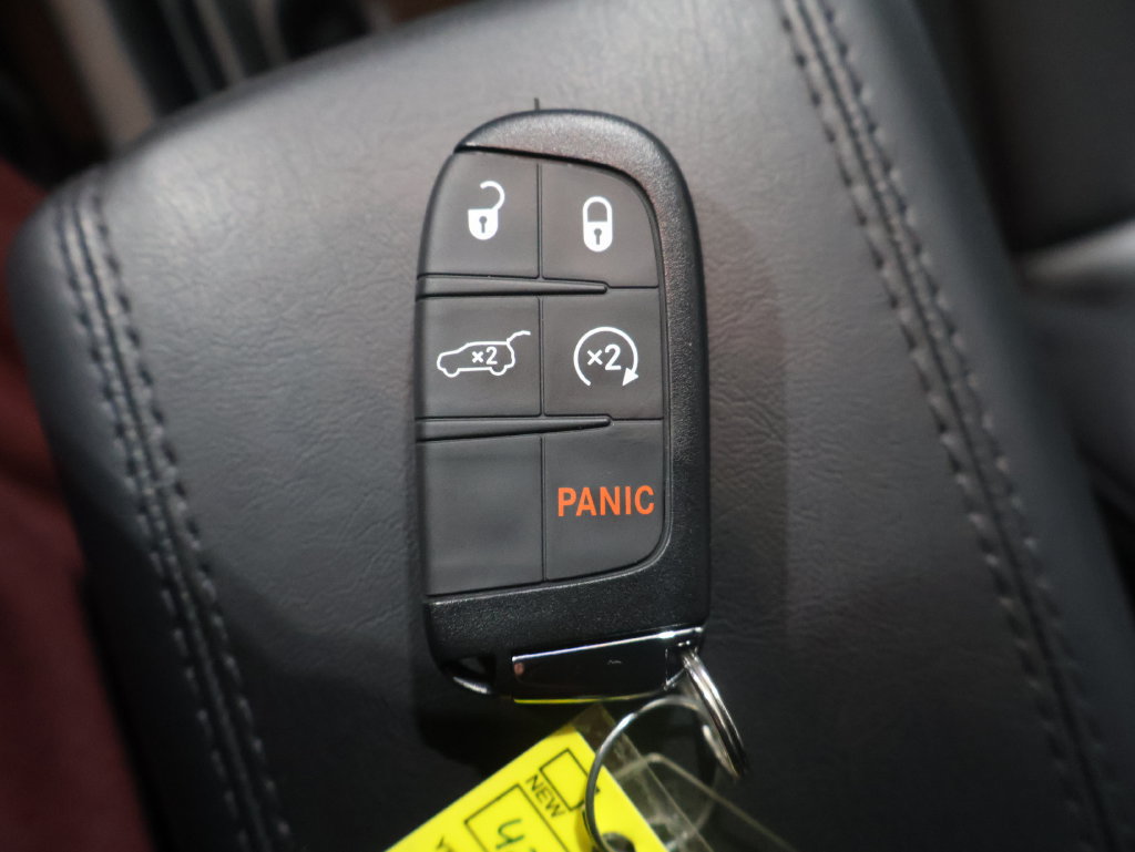 Certified 2026 Jeep Compass Limited w/ Sun, Sound & Navigation Group AWD/4WD image 28