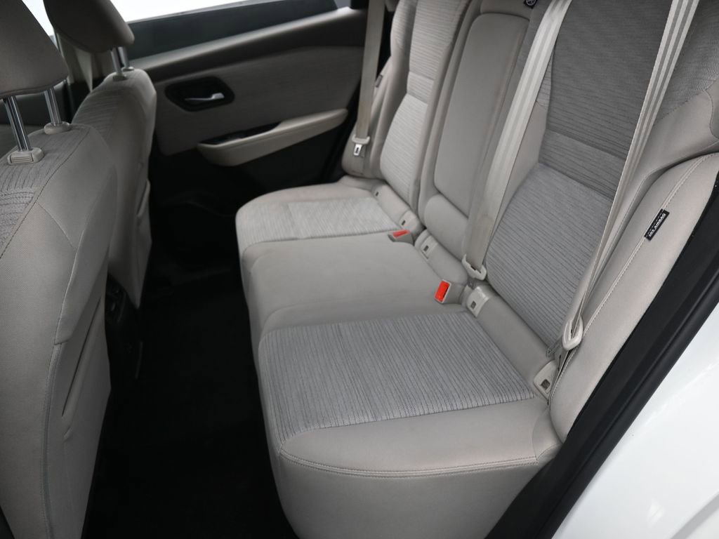 Used 2021 Nissan Rogue SV image 26