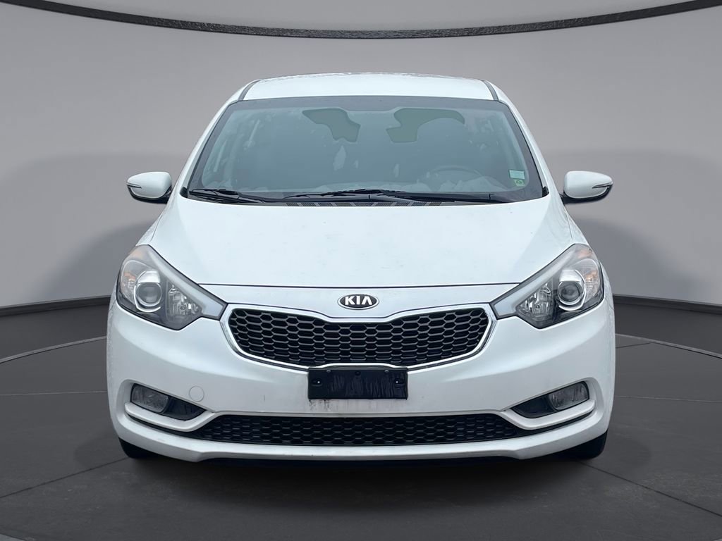 Used 2016 Kia Forte LX image 2