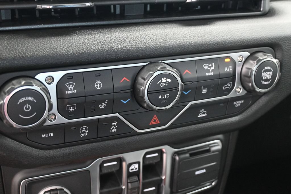 New 2026 Jeep Wrangler Unlimited Sport AWD/4WD image 18