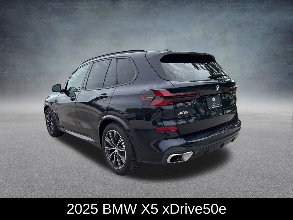 Used 2025 BMW X5 xDrive50e w/ M Sport Package AWD/4WD image 3