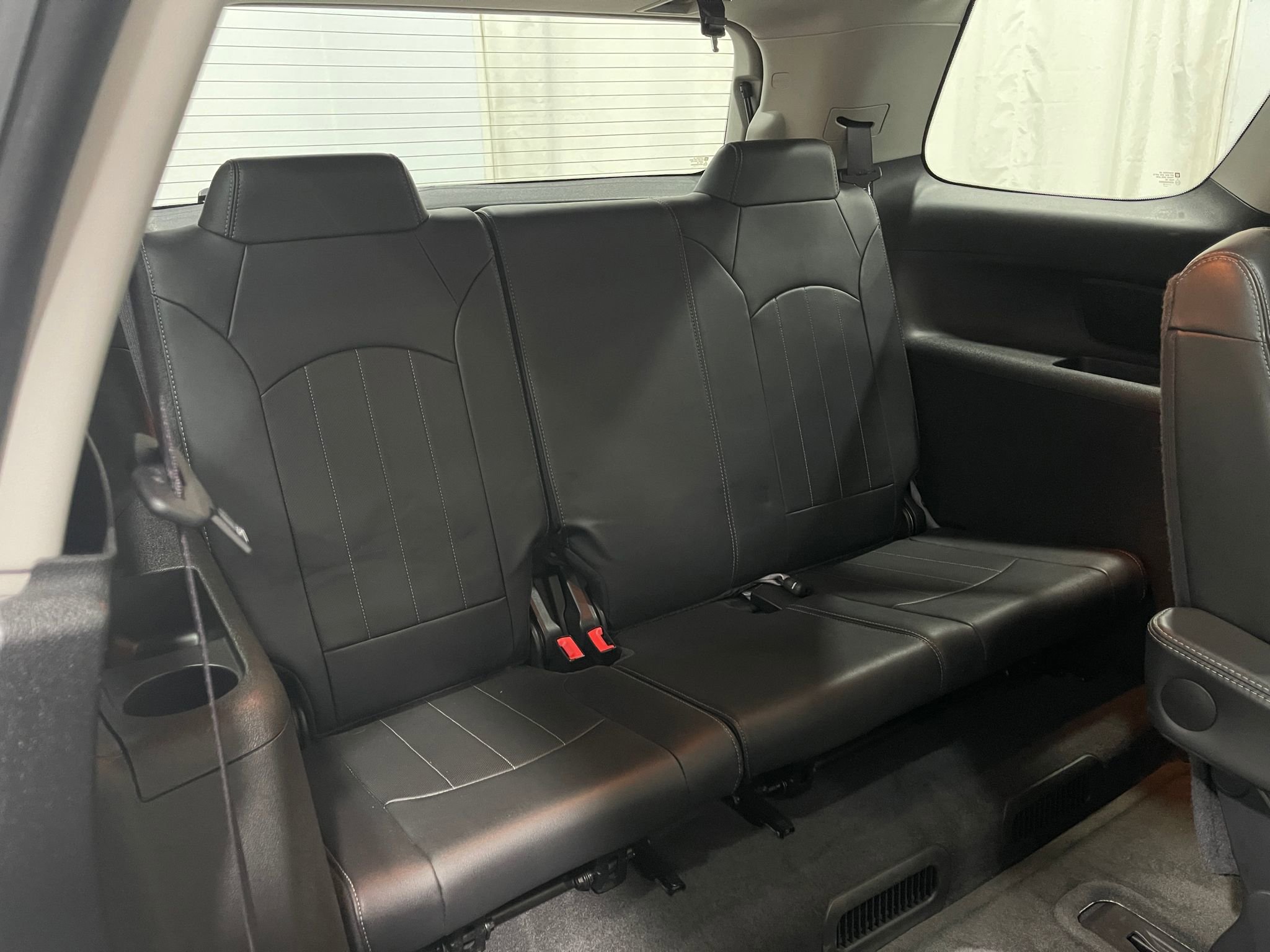 Used 2015 GMC Acadia Denali image 32