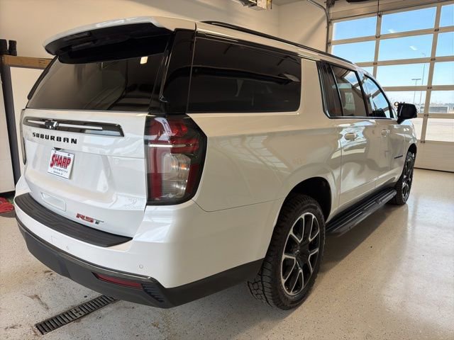 Used 2022 Chevrolet Suburban RST w/ Luxury Package AWD/4WD image 9
