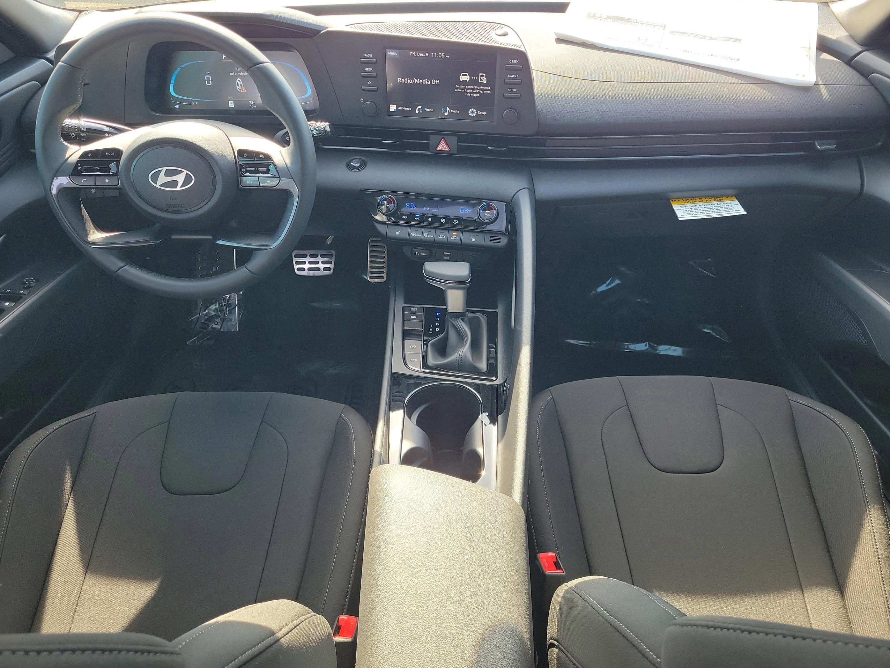 New 2026 Hyundai Elantra SEL Sport image 24