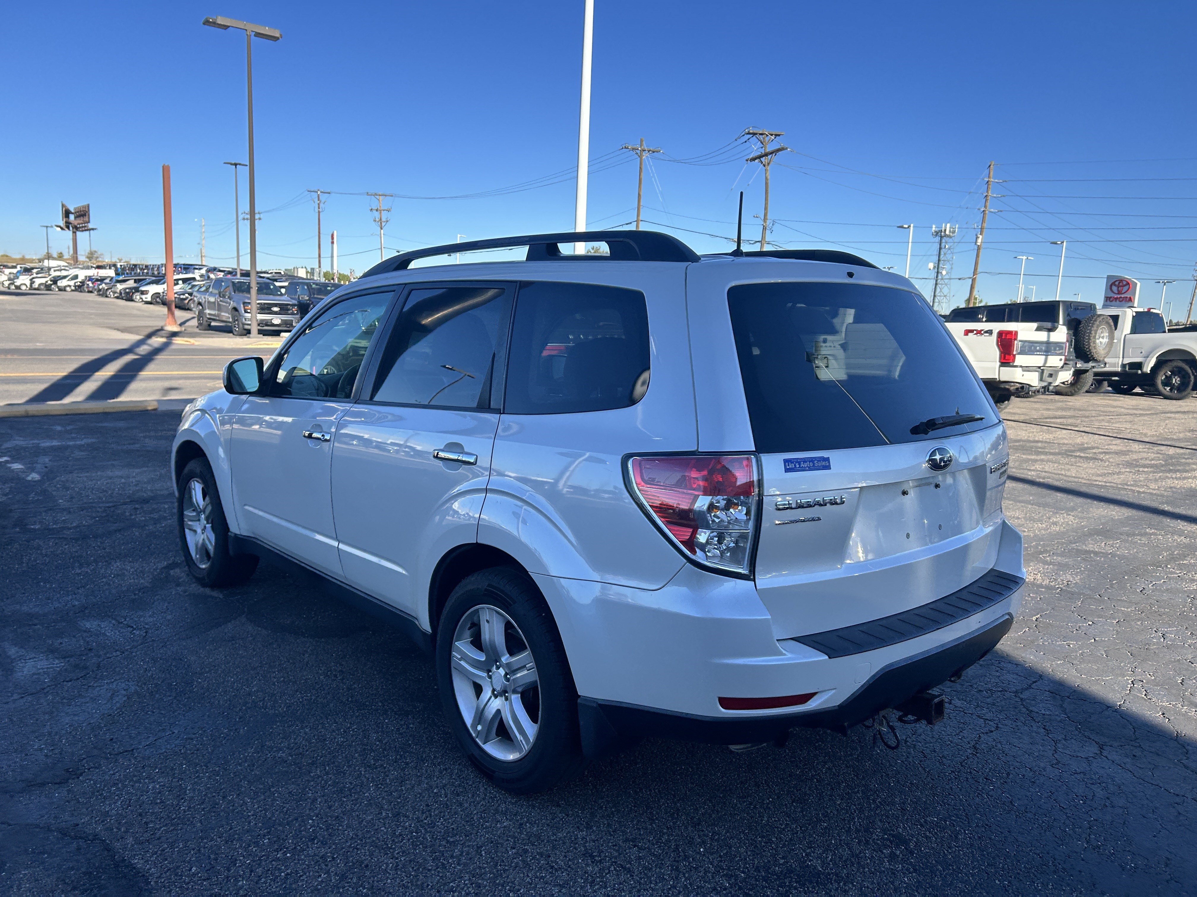 Used 2010 Subaru Forester 2.5X Premium w/ Popular Equipment Group 1A AWD/4WD image 3