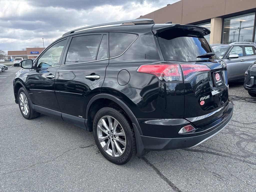Used 2017 Toyota RAV4 Limited image 8