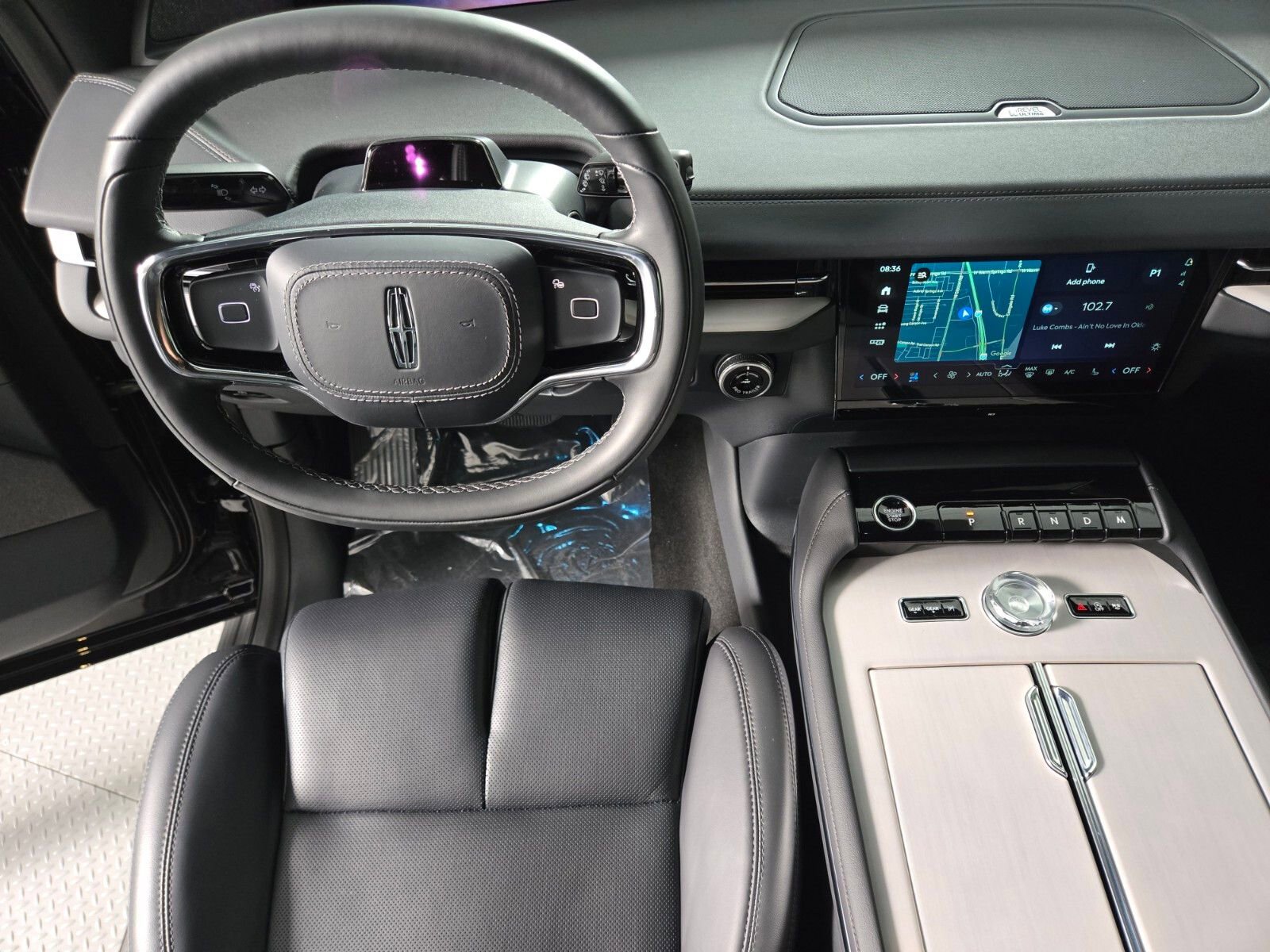 New 2026 Lincoln Navigator Reserve w/ Jet Appearance Package AWD/4WD image 17