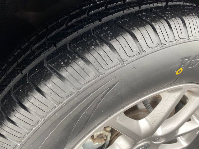 Used 2024 Chrysler Pacifica Touring-L FWD image 20