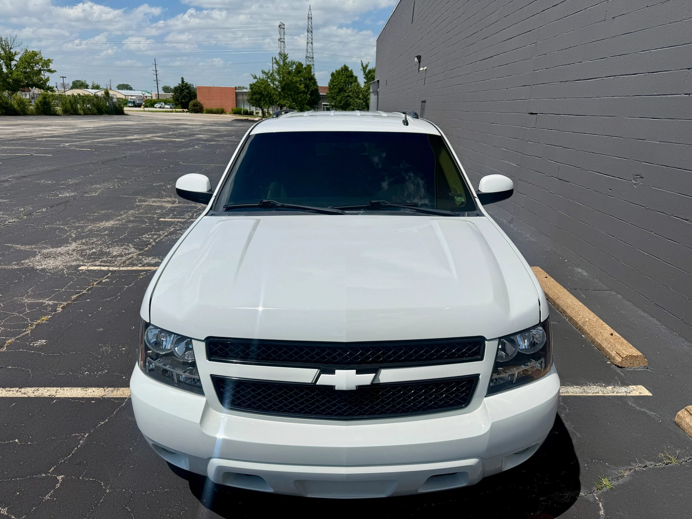 Used 2010 Chevrolet Tahoe LT AWD/4WD image 8
