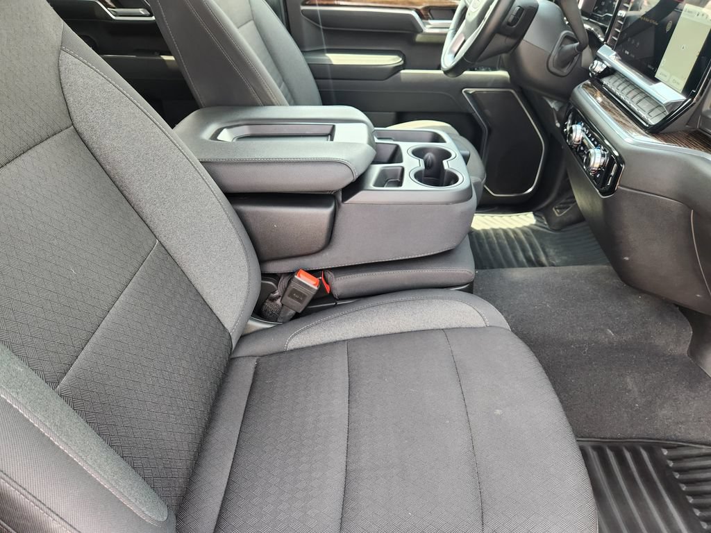 Used 2024 GMC Sierra 1500 Elevation w/ X31 Off-Road Package AWD/4WD image 14